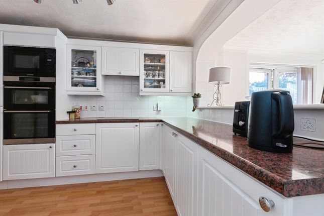 Green Drive, Fordingbridge photo 2