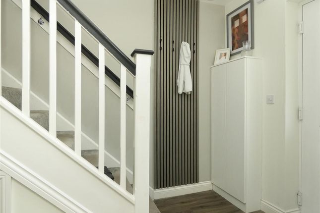 15, Ferranti Close, Prescot photo 2