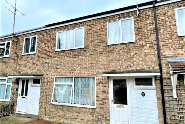 Thumbnail Property to rent in Holborough Close, Colchester