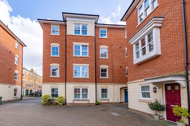 Thumbnail Flat for sale in St. Gabriels, Wantage