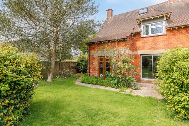 2, Cuppas Hedges, Manor Road, Freshwater photo 2