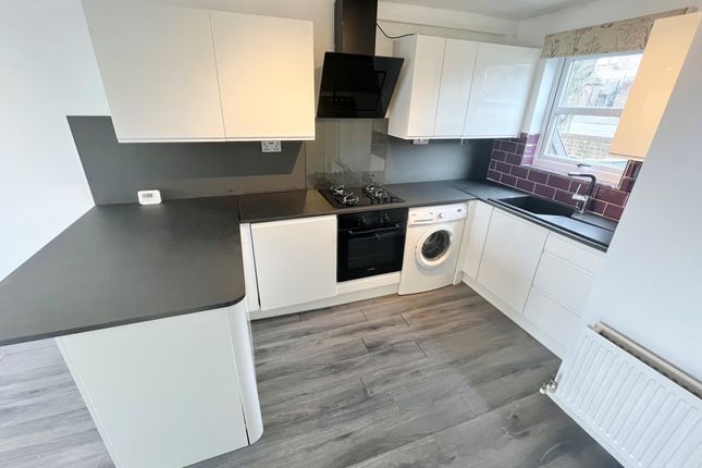 Woodland Drive, North Anston photo 4
