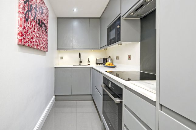 Flat for sale in St Stephens Gardens, London