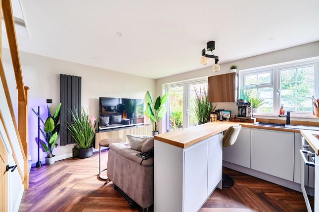 29, Colne Drive, Walton On Thames photo 3
