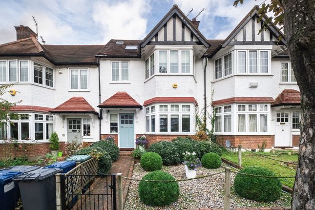 Thumbnail Terraced house for sale in Summerlee Gardens, London