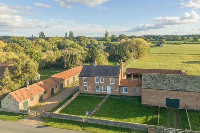 4-bed house on Stud Farm, Main Street, Wetherby, £1,950/mo