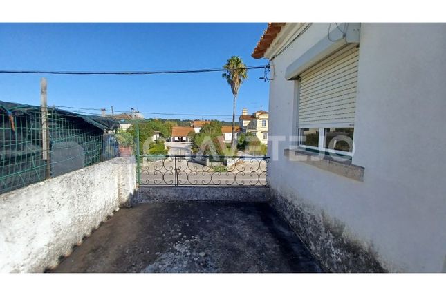 Block of flats for sale in Tomar, Portugal