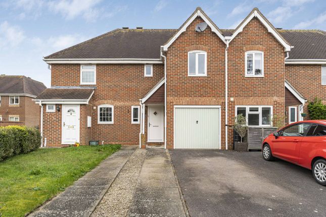 Thumbnail Terraced house for sale in Willow Lane, Abingdon