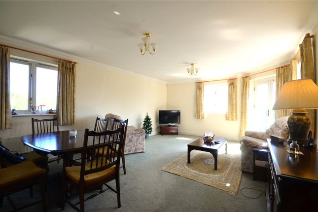 Flat for sale in The Larches, East Grinstead, West Sussex