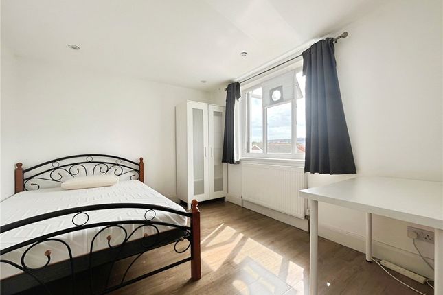 Room 6, 370, High Street, Hayes photo 3
