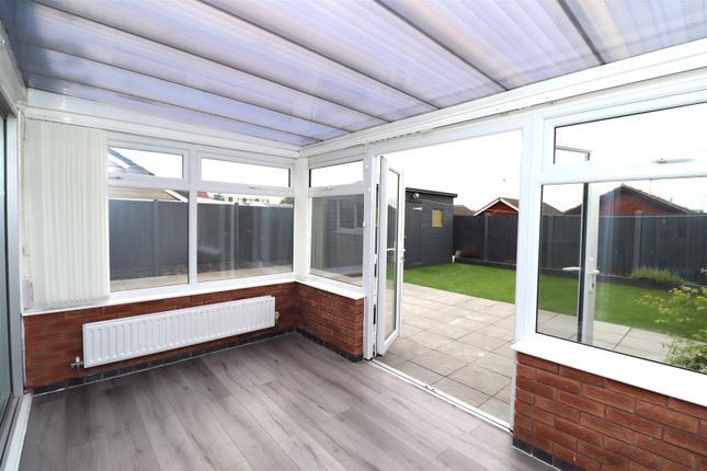 24, Fair Isle Drive, Nuneaton photo 4