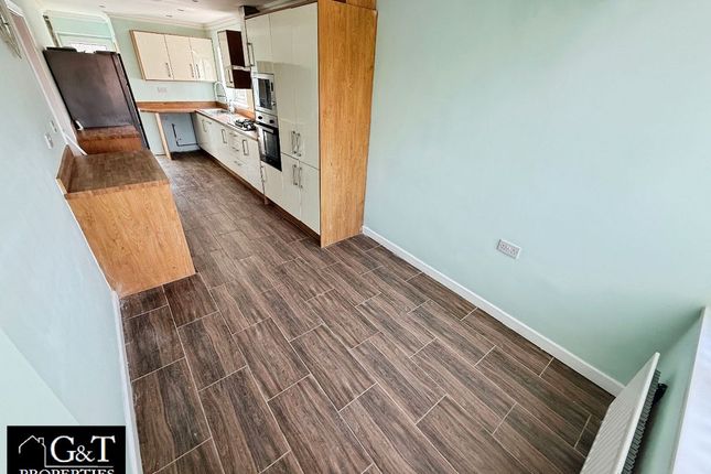 22 Jury Road, Brierley Hill photo 5