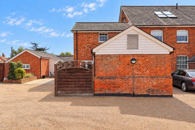 12, Isinglass Mews, Coggeshall photo 3
