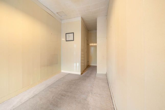 16, Gooder Lane, Brighouse photo 5