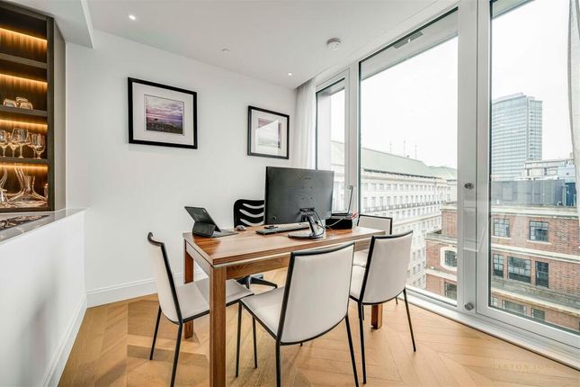Flat to rent in 9 Millbank, Westminster, London