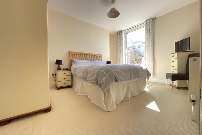 Flat 4, 27 Blenheim Terrace Queens Parade, Scarborough photo 4