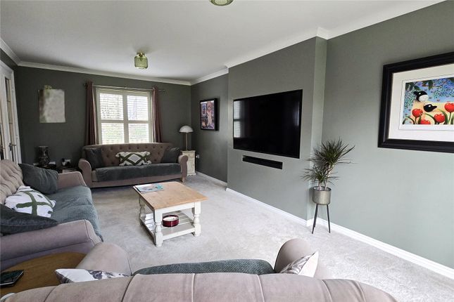 62A, Hackney Way, Wiltshire photo 4