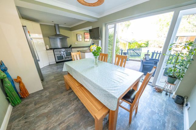 65A, Stakes Hill Road, Waterlooville photo 4