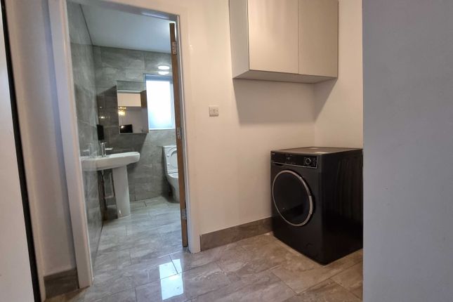 735 Coventry Road, Birmingham photo 5