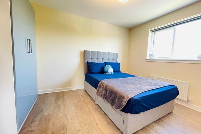 2/3, 1047, Gartloch Road, Glasgow photo 5