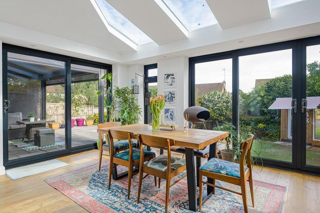 7, Cedar Close, Ware photo 3