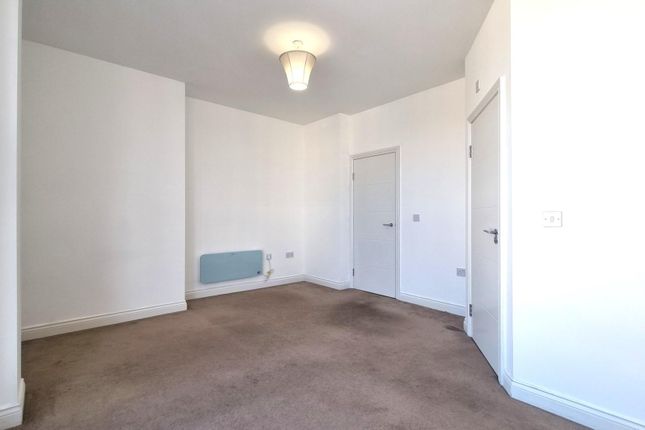Flat 3b, Gold Court, King Harry Street, Hemel Hempstead photo 5