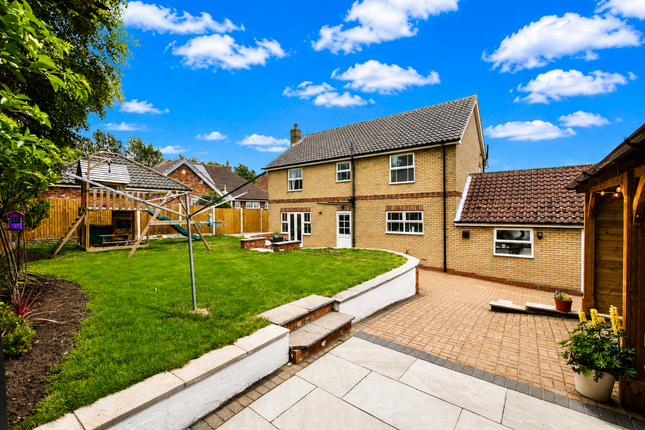 18, Crackle Hill, Doncaster photo 2