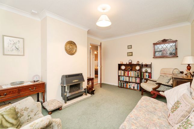 3, Rowan Way, Holt photo 4