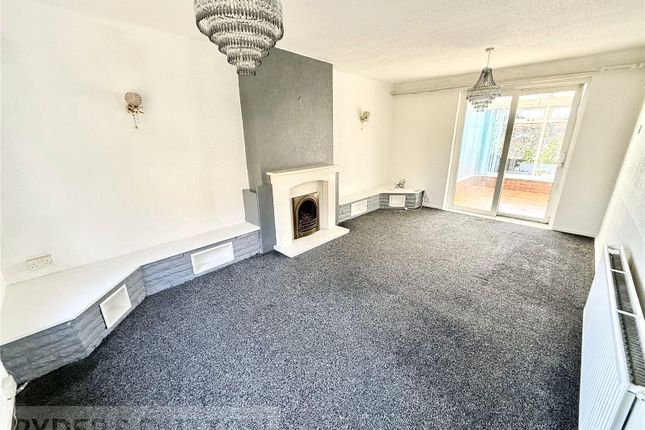 293, Lightbowne Road, Greater Manchester photo 2