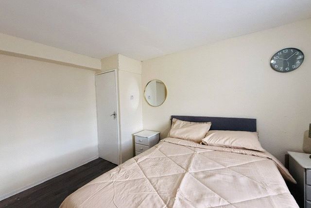 1, Pemerich Close, Hayes photo 5
