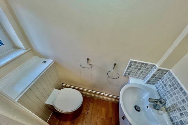 Room 3, Leamington Spa photo 4