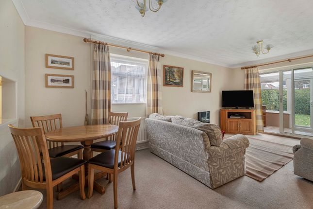 6, Friars Field, Berkhamsted photo 3