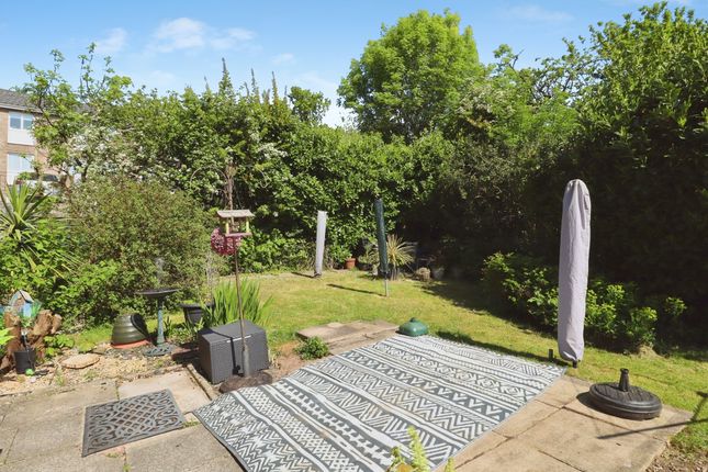14, Quarry Crescent, Cardiff photo 3