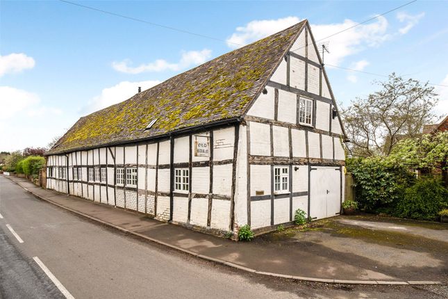 Thumbnail Detached house for sale in Station Road, Fladbury, Worcestershire