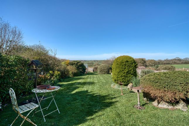 Steeplehurst, Bath Road, Sturminster Newton photo 2