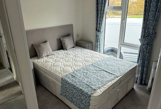 Stately Albion Lodge, Riverdane Holiday Park, Congleton photo 5