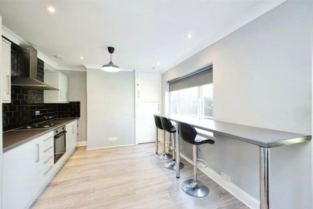 2, Woodland Road, Rickmansworth photo 3