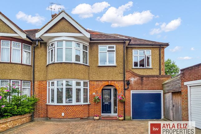 14, Westview Crescent, London photo 2