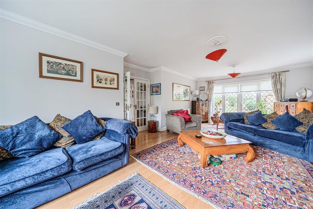 3, Newmans Close, Broadstairs photo 3