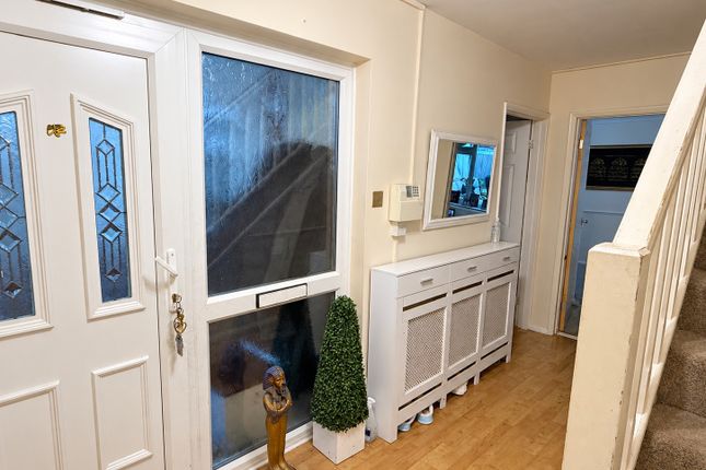 20, Fairmead Way, Peterborough photo 4