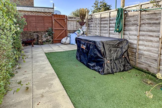 93, East Ham Road, Littlehampton photo 4