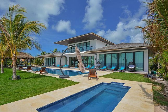 Villa for sale in 29 Upalong Road, Dunmore Town, The Bahamas