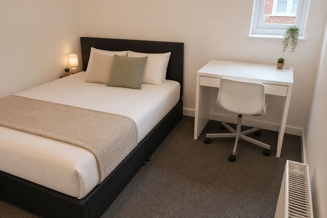 Room 6, 16, Carlton Park, Bristol photo 3
