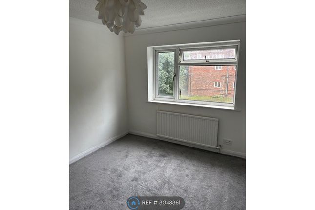 Bank House, Bury Old Road, Salford photo 4
