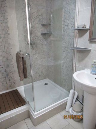 1st Floor Shower Room
