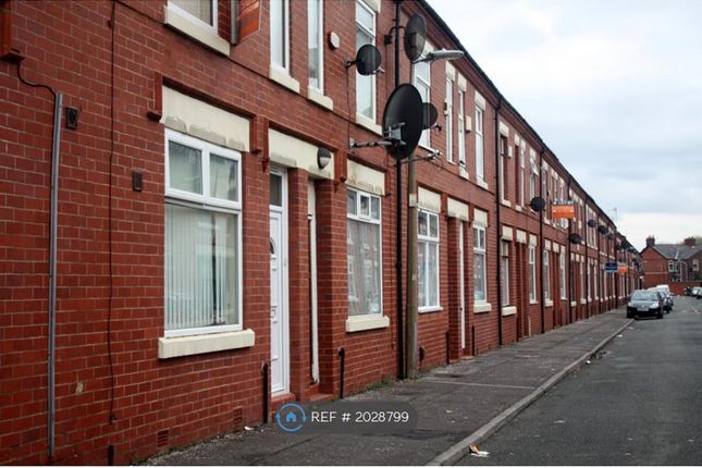 Terraced house to rent in Milnthorpe Street, Manchester