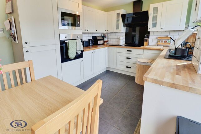 16, Padstow Close, Crewe photo 2