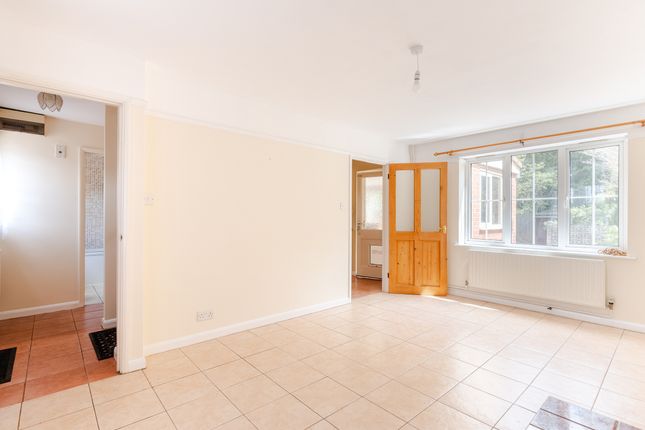 69 Trym Side, Bristol photo 4