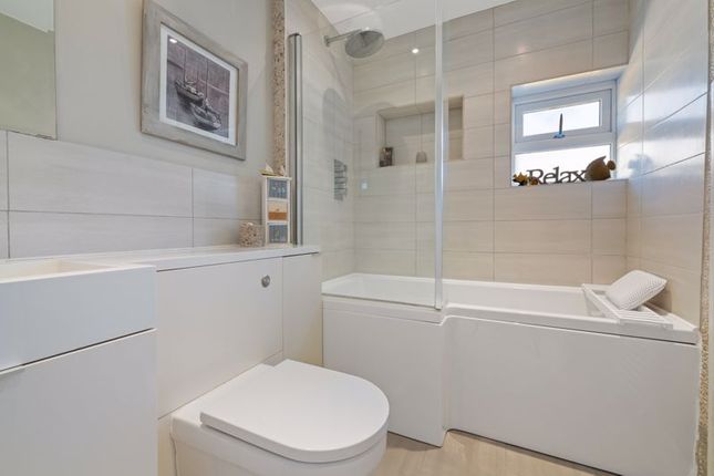 7, Seafield Close, Chichester photo 3