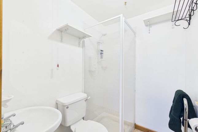 2 Menzies Place, Biggar photo 4